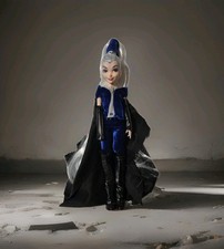Winx Club Icy Trix Witch Doll