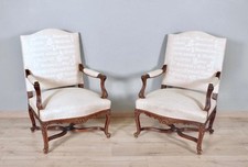Paire de fauteuils style Régence