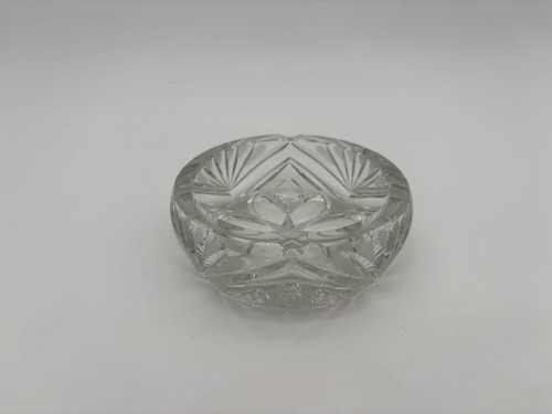 Ancien cendrier cristal - cendrier,