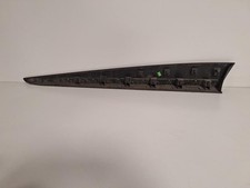 Baguette de porte avant droite