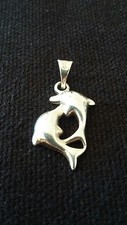 Petit Pendentif 2 dauphins entrelacé en argent 925