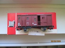 1398/25  un wagon fourgon jouef   réf 6480  avec sa boite belle état