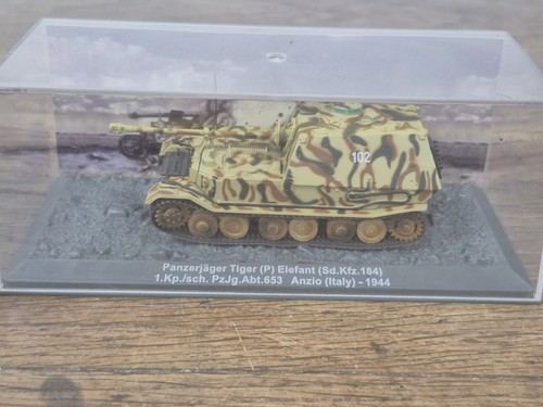 Char tank militaire - tank,