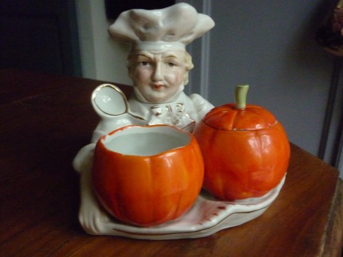 Service condiments art - service,