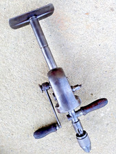 ANCIENNE GRANDE PERCEUSE A