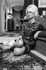 Brigitte bardot salon - -,