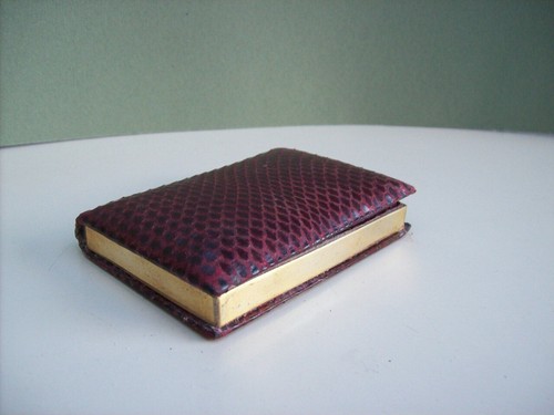Poudrier ancien cuir - ,