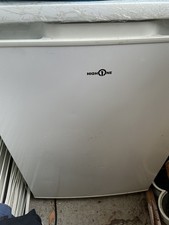 des boutures de gros thym et un petit congelateur