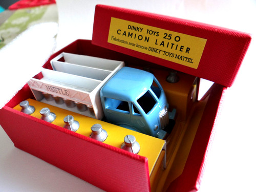 Dinky toys atlas ford - dinky,