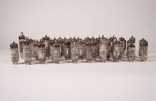 Lot De 50 Radios À Tubes