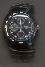 Montre SEIKO  Asymétrique  Chronograph 100M 