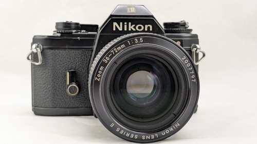 Reflex argentique nikon - nikon, em