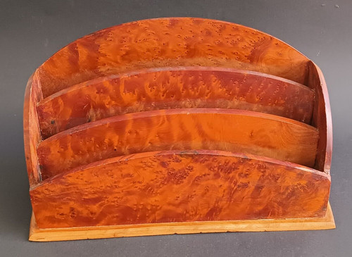 Trieur courriers trois - **trieur,