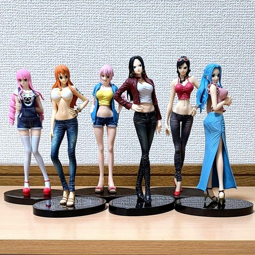 Figurine one piece jeans - one, freak