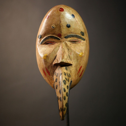 Masque africain bois sculpté