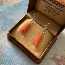 CORAIL SCULPTÉ, OR, FLEUR DE