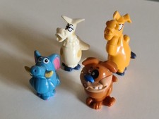 4 figurines cracheur d'eau