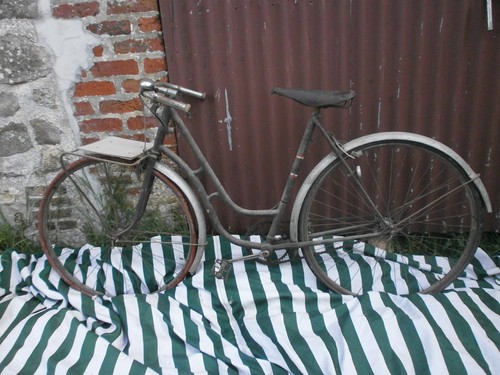 Vélo ancien militaire - ancien,