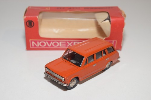 A50 voiture russe cccp - 1:43,