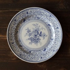 Assiette ancienne en faience