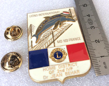 pin's (gros double attaches)  LIONS CLUB international  San Diego 1999 doré TBE