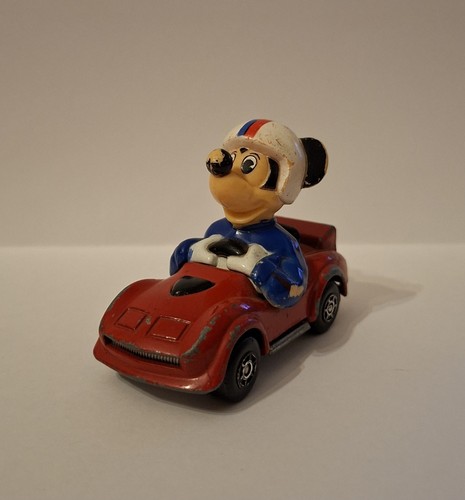 Voiture disney matchbox 12 - voiture, n°12