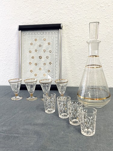 Service liqueur art - À,