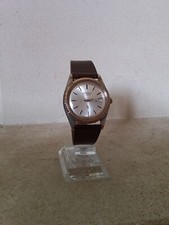 Montre vintage homme Citizen Quartz.  Pile neuve. 
