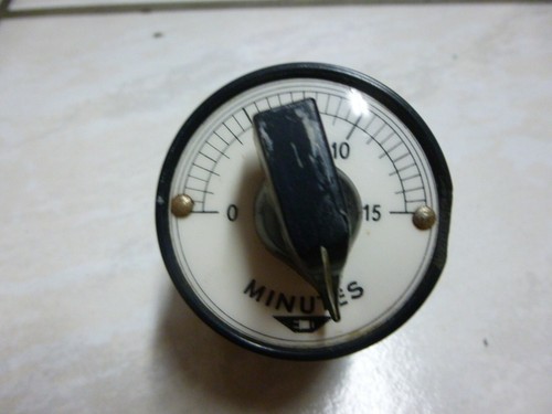 Ancienne minuterie électrique