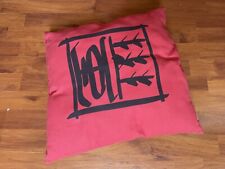 Coussin Rouge Motif Zen