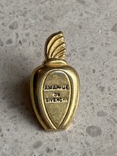 Pin’s Amarige De Givenchy