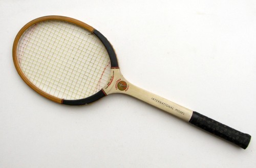 Raquette tennis ancienne - raquette,