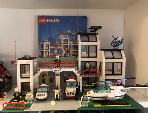 Lego system 6398 central - system,