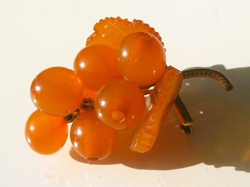 Belle broche grappe de - belle,