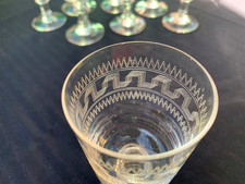 8 Anciens Verres à Vin Soufflés Décor à La Grecque Fin  XIXème Siècle