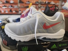 Baskets  Sneakers Nike Air Max Invigor Pointure 37.5 Femme Garçon Sans Boîte