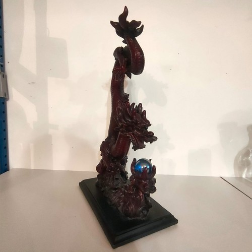 Sculpture dragon type - dragon, de