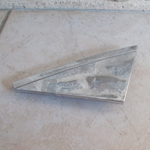 Ancien panneau triangle cache - ancien,