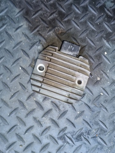 Regulateur charge yamaha - -,