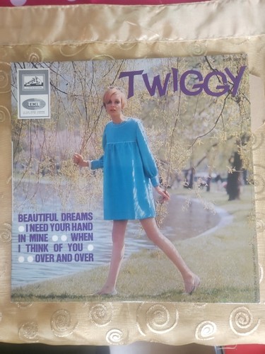 Collector twiggy beautiful - twiggy,