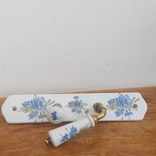 Poignée porte bouton - poignée, +