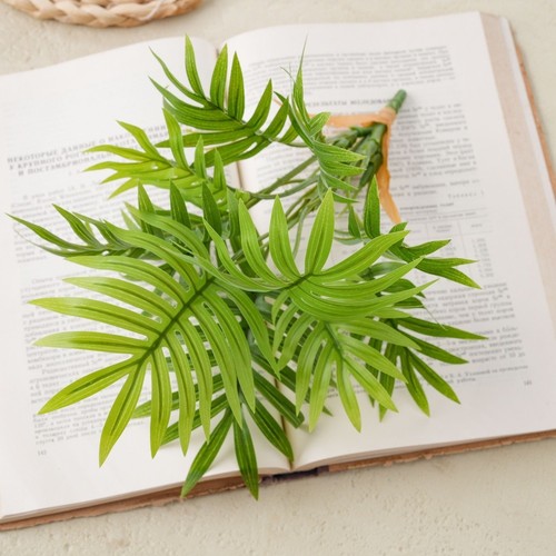 Fausse plante palmier - fausse,