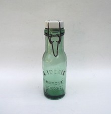 Petite bouteille  en verre