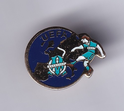 Rare pins pin football - rare,