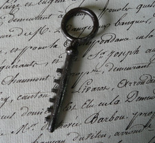 Ancienne Petite CLE fer forgé