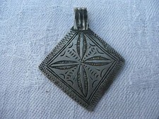 parure pendentif berbère
