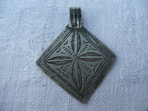 Parure pendentif berbère - parure,