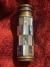 Objet de vitrine métal &