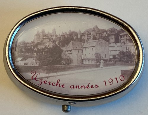 Boîte pilules touristique - à,