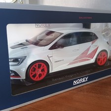 RENAULT Mégane 4 RS tophy R blanche jantes rouge 2019 NOREV 1/18e 185239